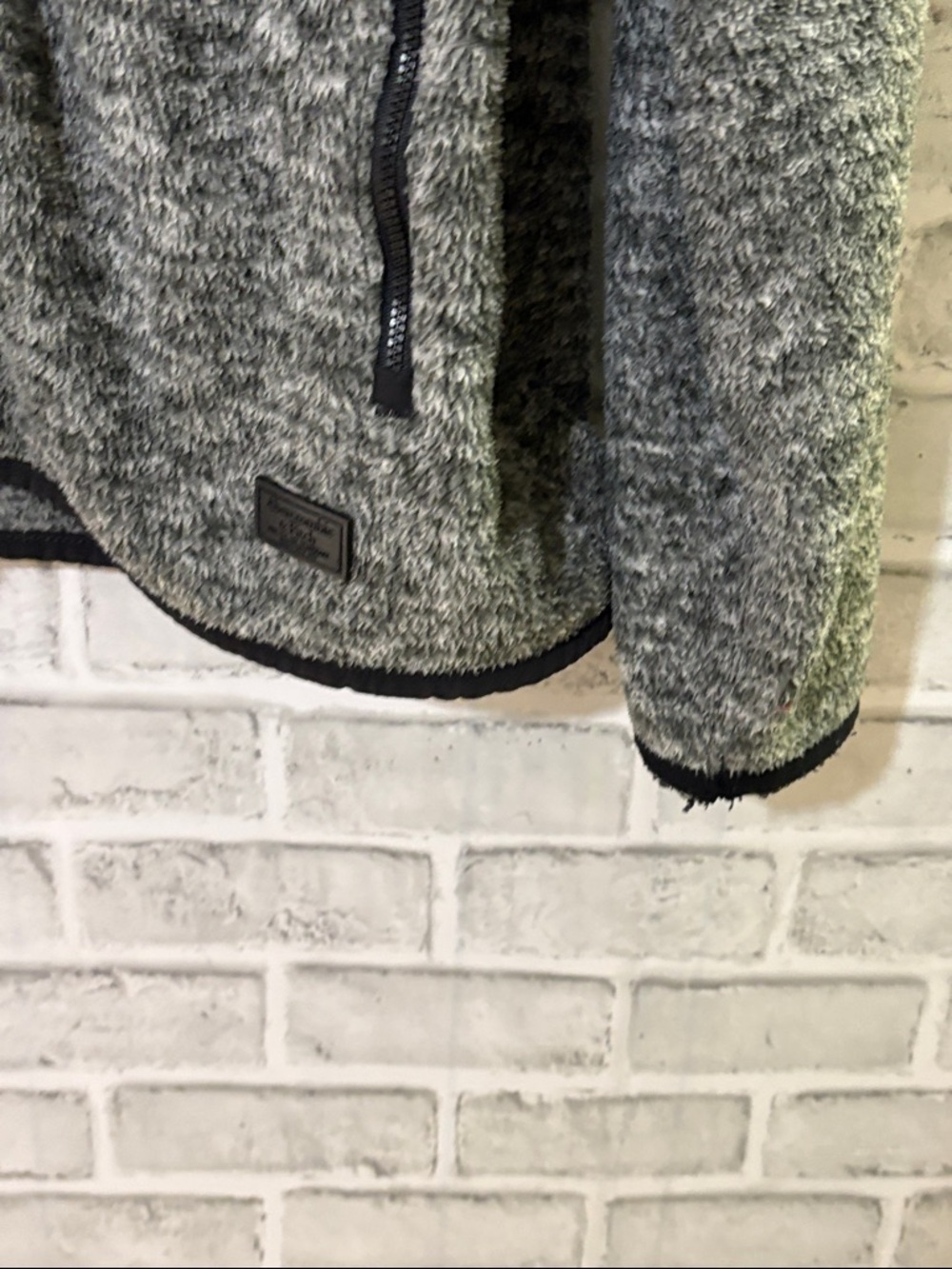 Abercrombie & Fitch Gray Full-Zip Knit Sweater Jacket, medium - Picture 6 of 7
